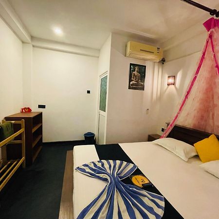 Kosi Giggles Resort Weligama Ngoại thất bức ảnh