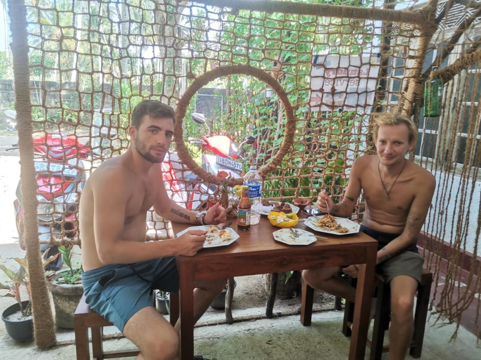 Kosi Giggles Resort Weligama Ngoại thất bức ảnh