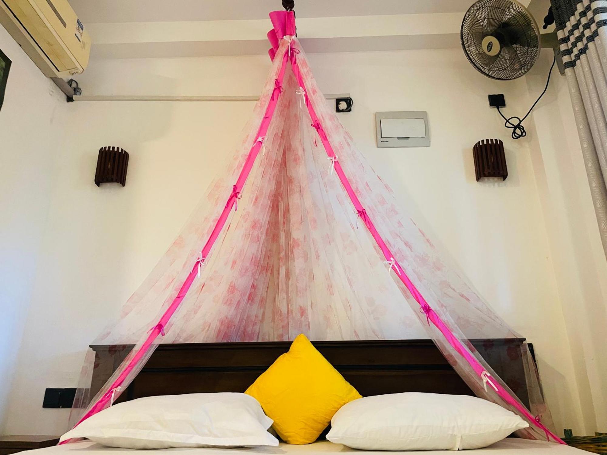 Kosi Giggles Resort Weligama Ngoại thất bức ảnh