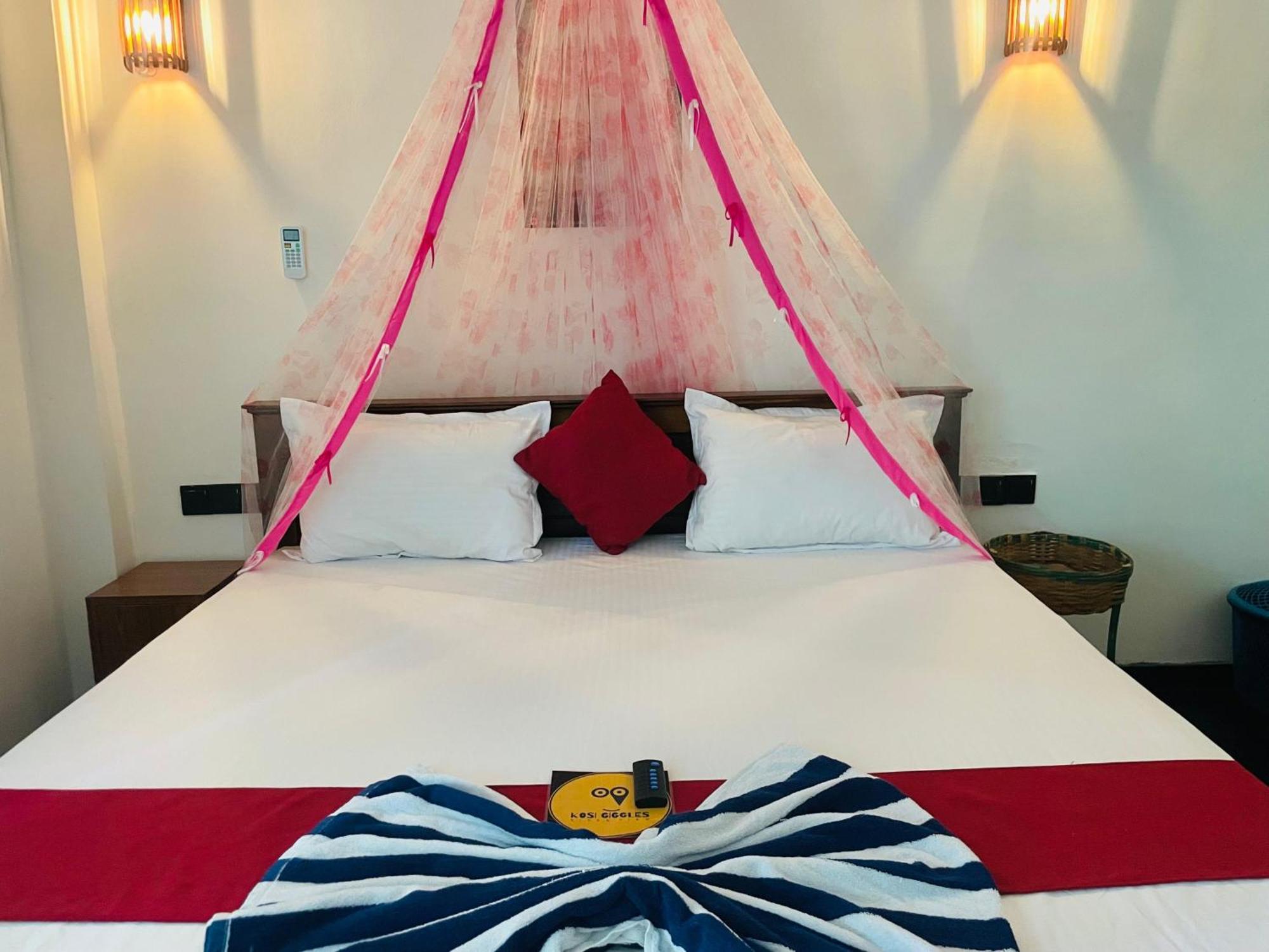 Kosi Giggles Resort Weligama Ngoại thất bức ảnh